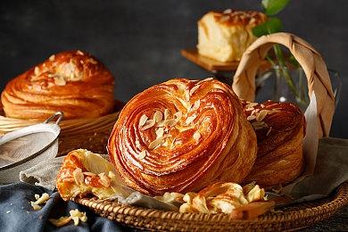 来3DM游戏APP，《艾尔登法环：黄金树幽影版》等上百份游戏免费领！